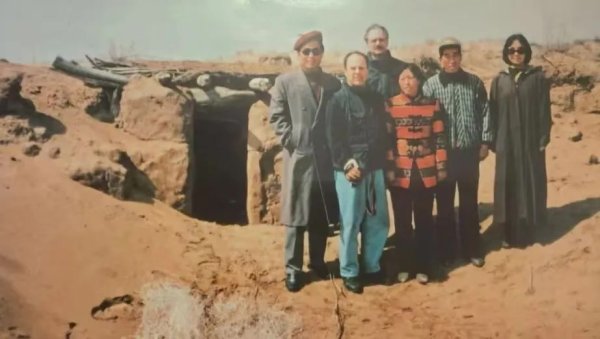 锐评丨“赛考斯”计划来中国！毛乌素奇迹，他和殷玉珍都是英雄