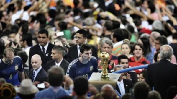 央媒：傲慢的FIFA慌了！不是中国离不开世界杯，是世界杯更需要中国